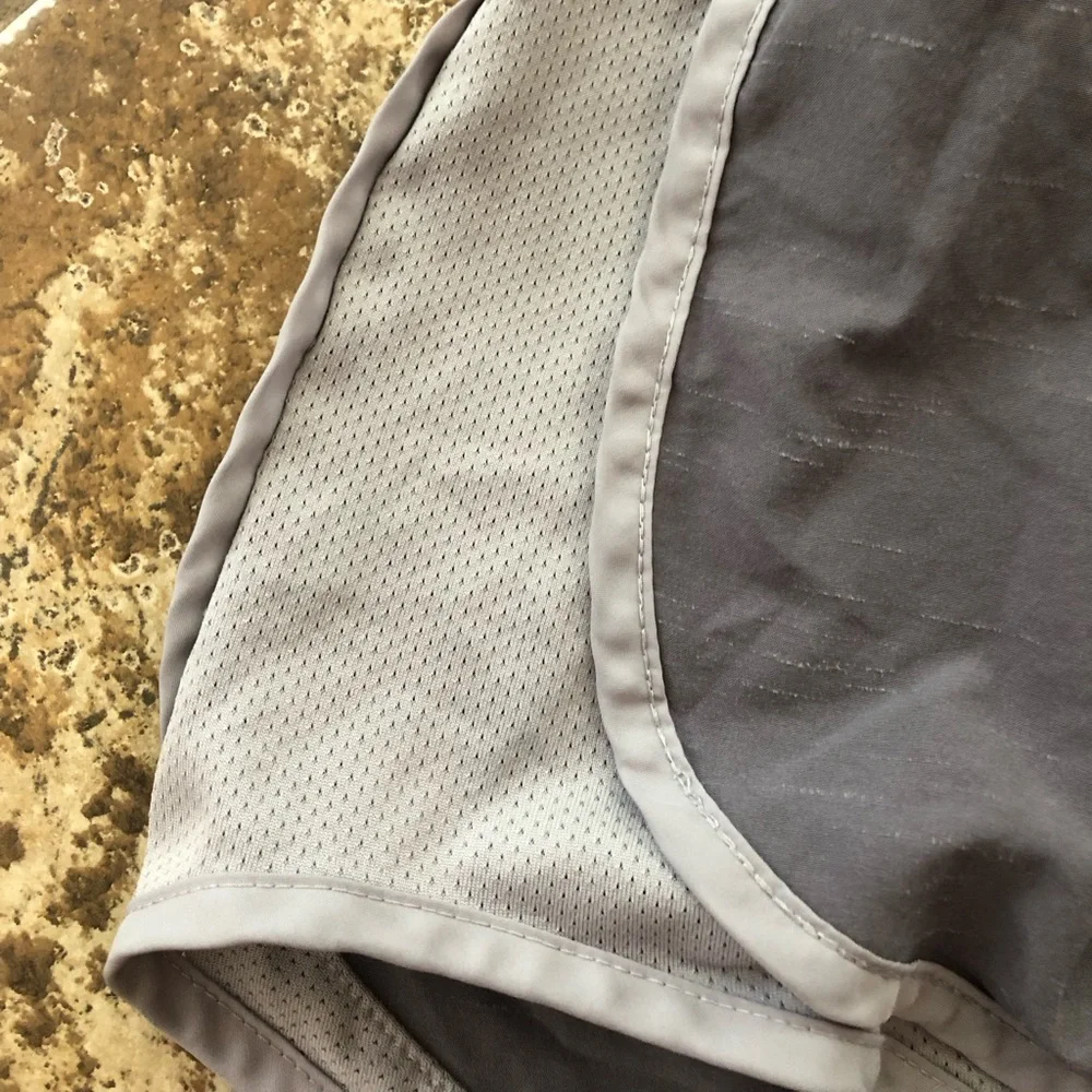 Nike Dri-Fit shorts | dark gray - Picture 3 of 9